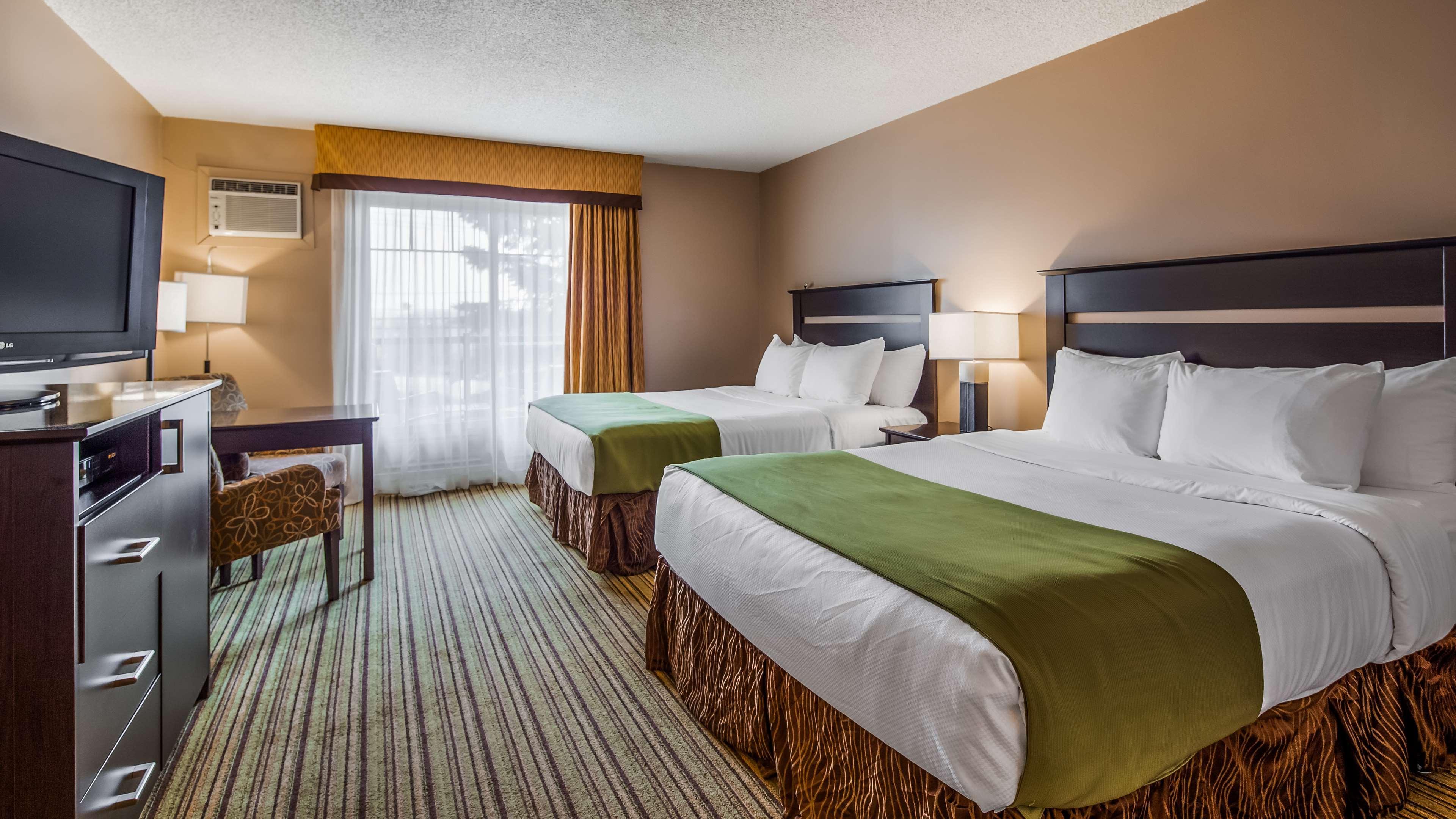 Best Western Plus Mont-Laurier Bagian luar foto