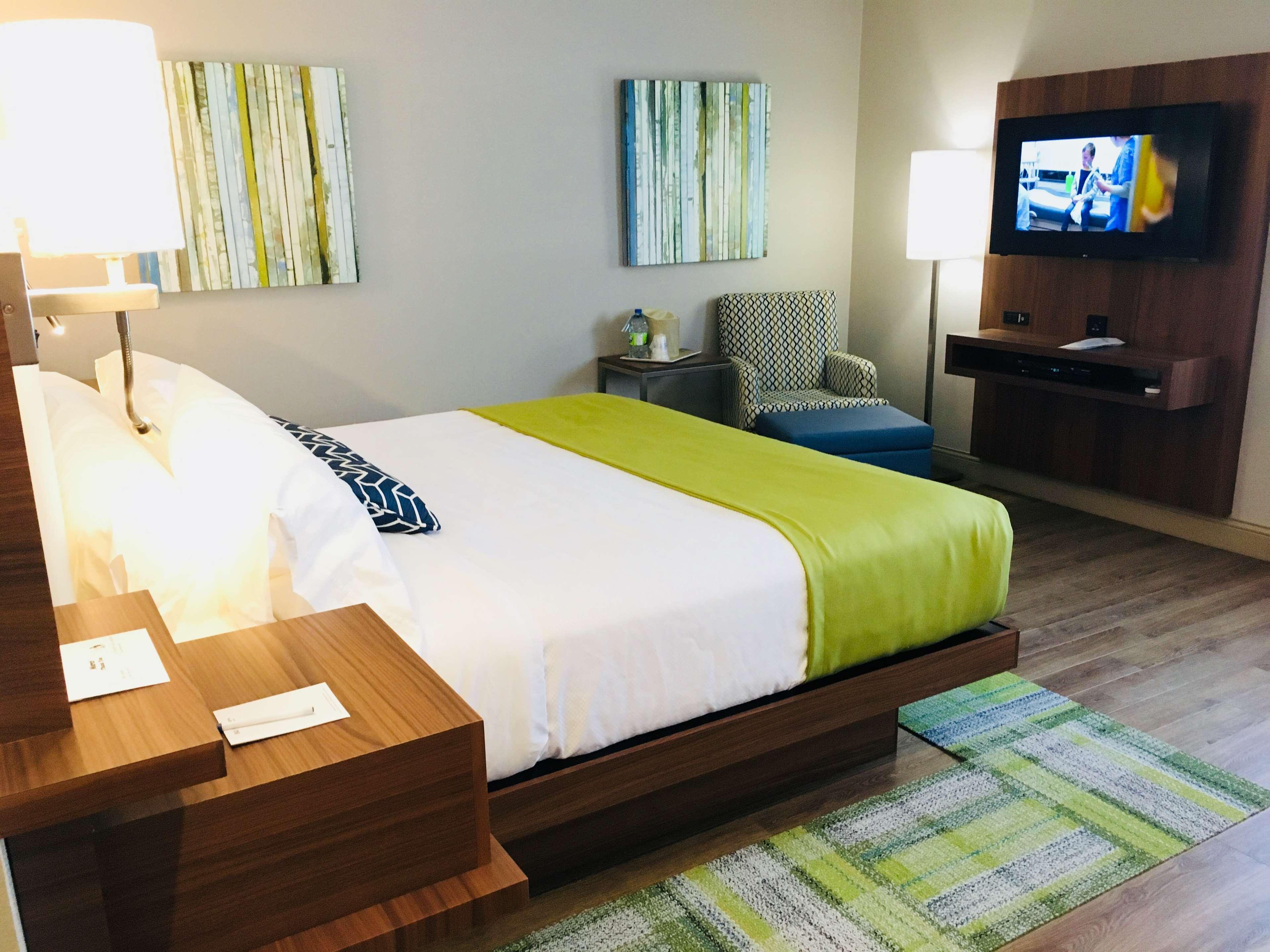 Best Western Plus Mont-Laurier Bagian luar foto