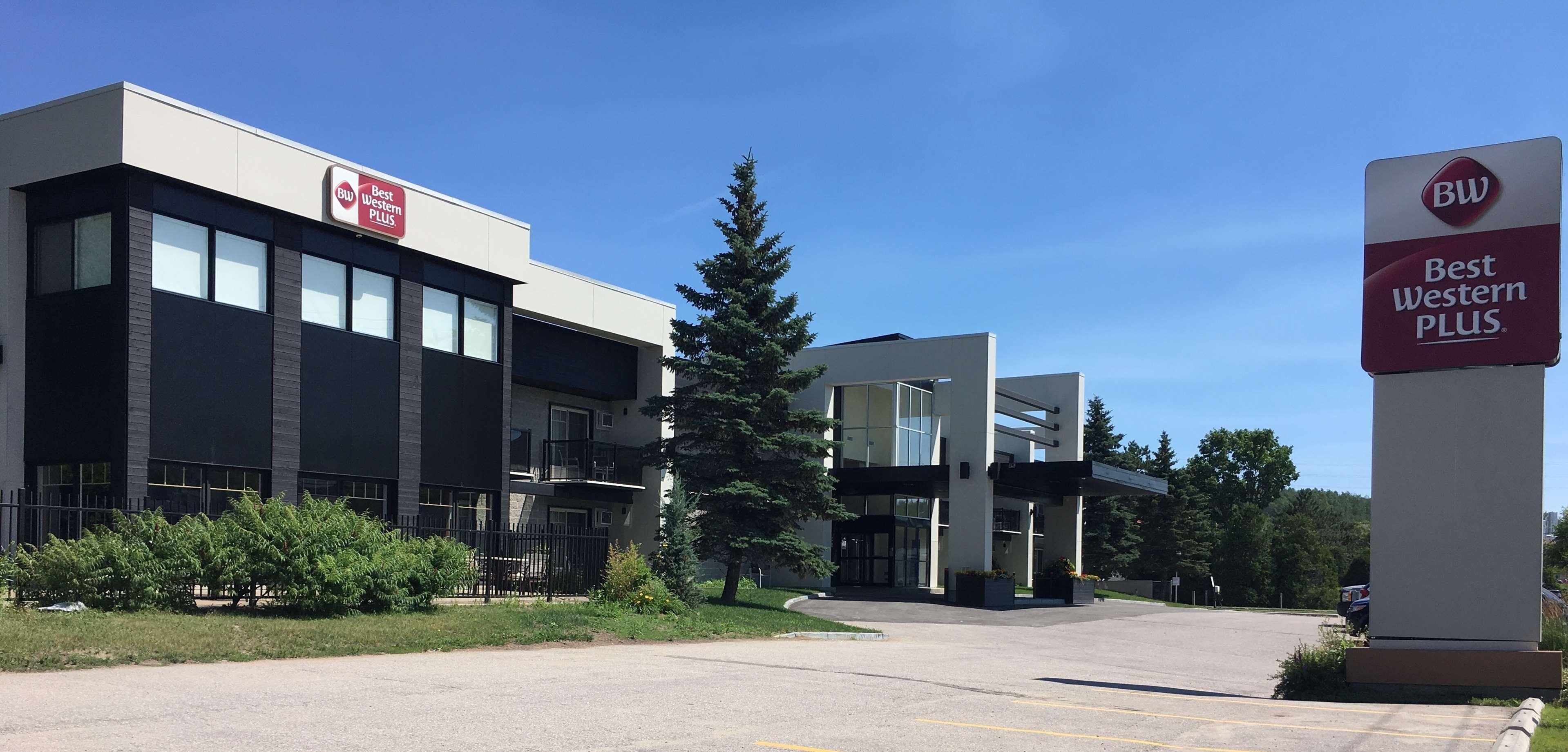 Best Western Plus Mont-Laurier Bagian luar foto