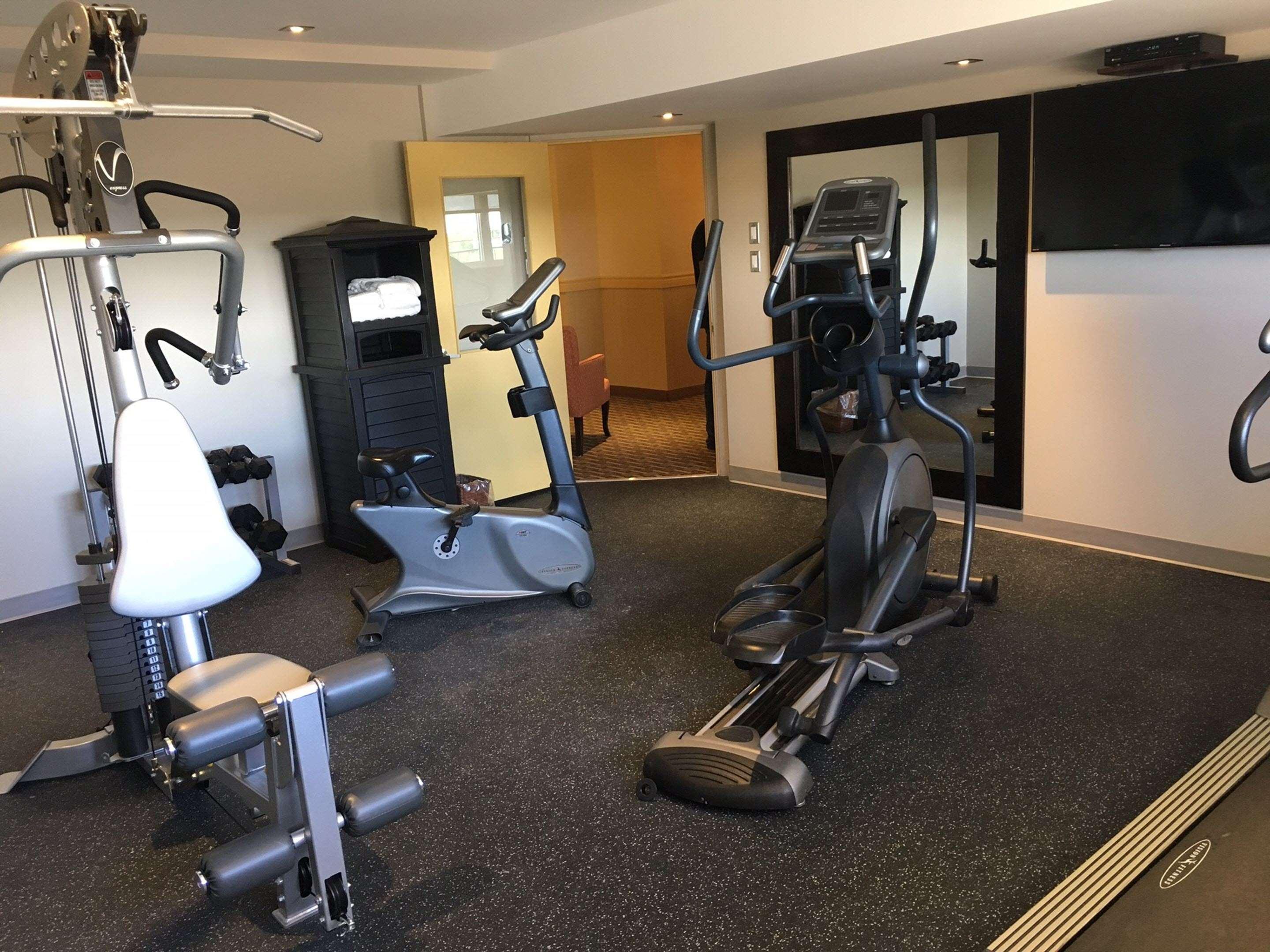 Best Western Plus Mont-Laurier Bagian luar foto