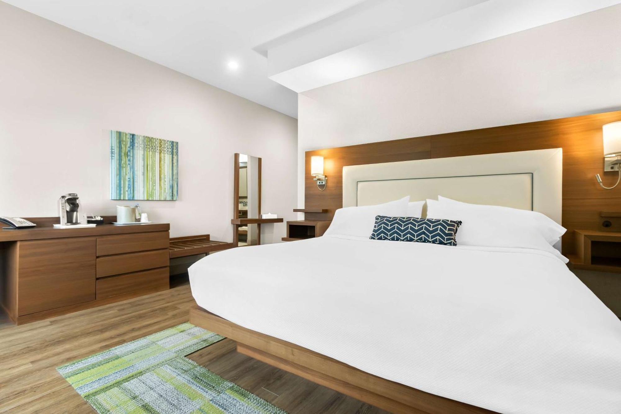 Best Western Plus Mont-Laurier Bagian luar foto