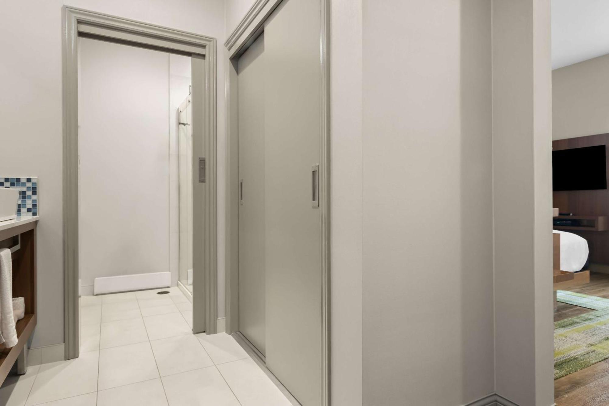 Best Western Plus Mont-Laurier Bagian luar foto