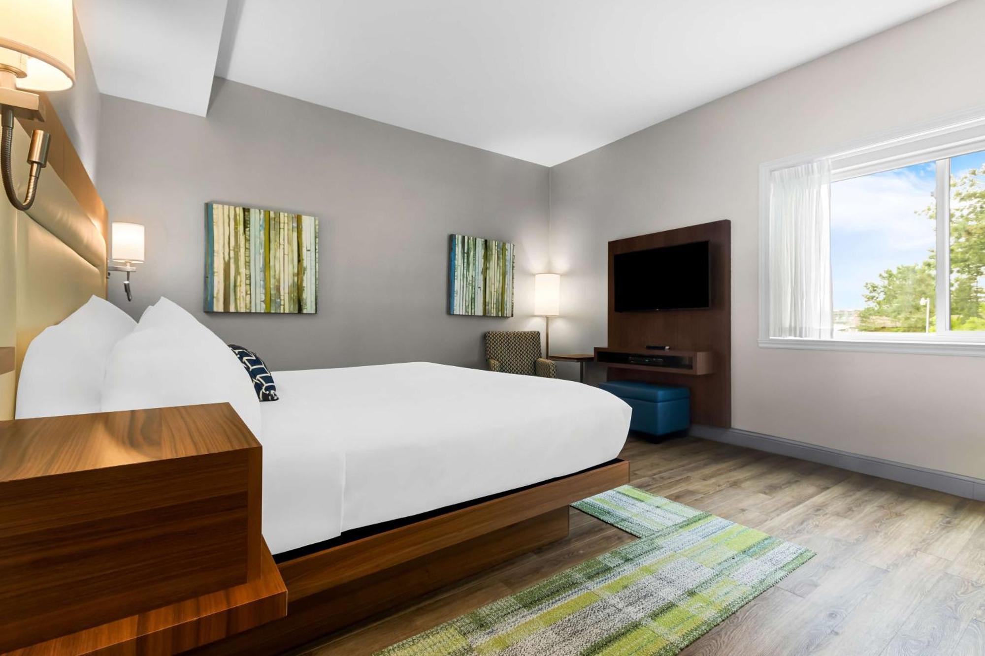 Best Western Plus Mont-Laurier Bagian luar foto