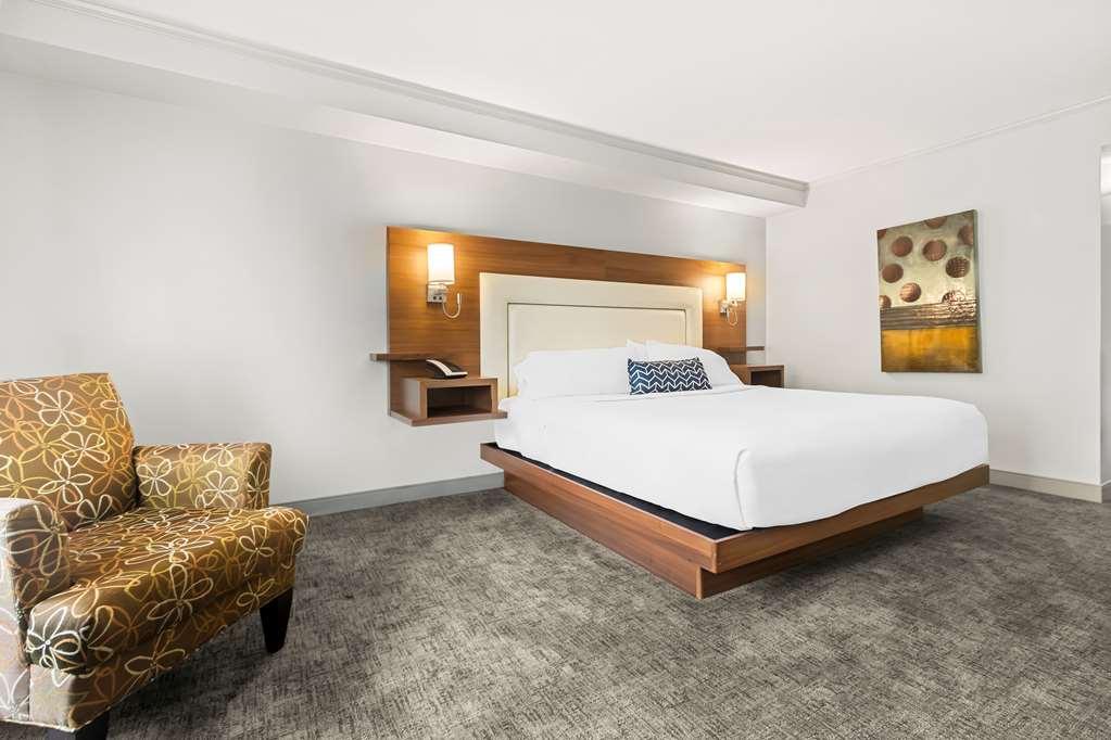 Best Western Plus Mont-Laurier Ruang foto
