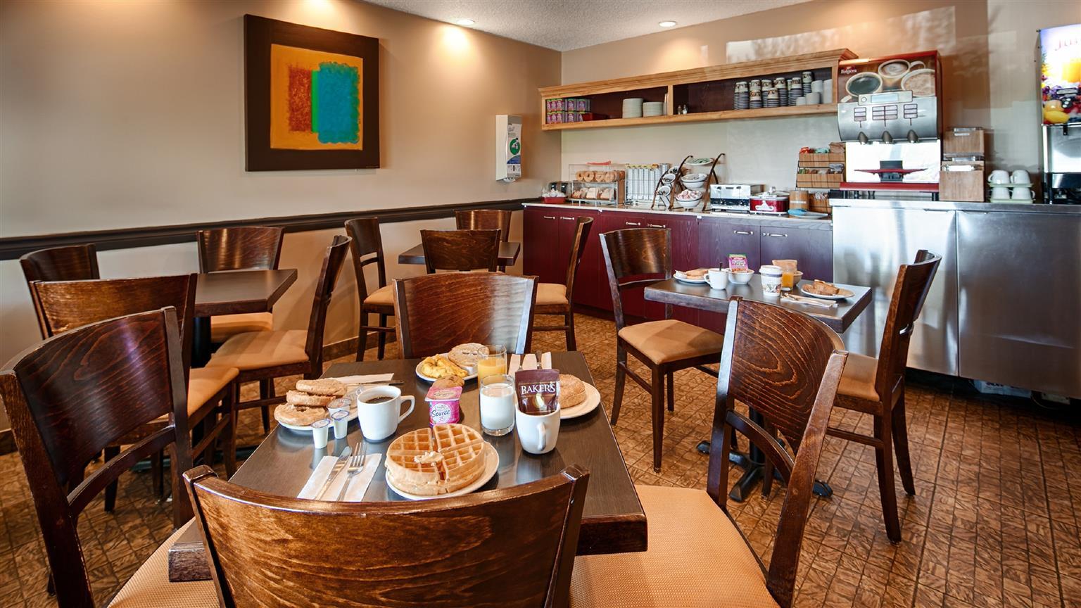 Best Western Plus Mont-Laurier Bagian luar foto
